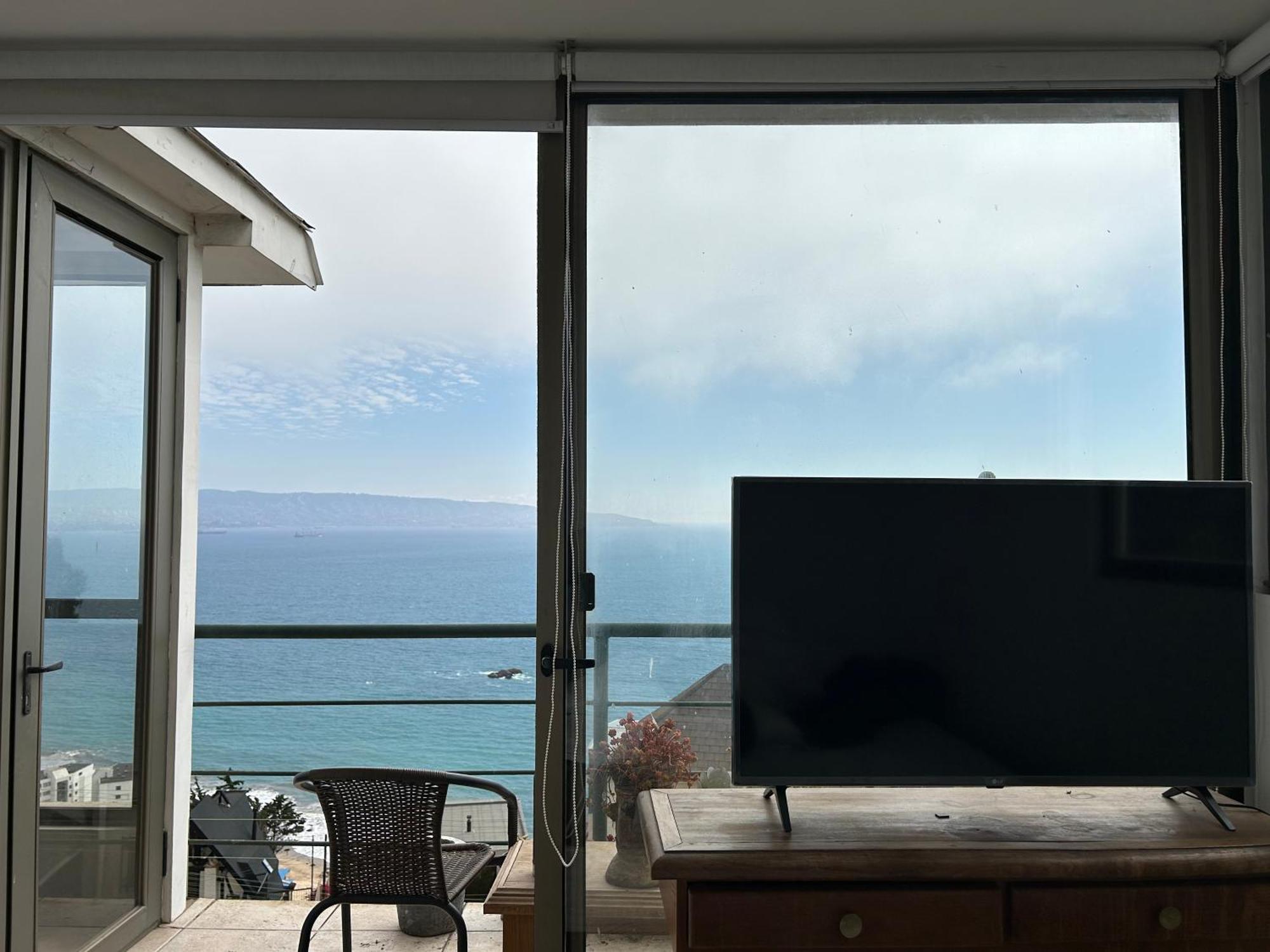 Departamento En Renaca Con Hermosa Vista Al Mar